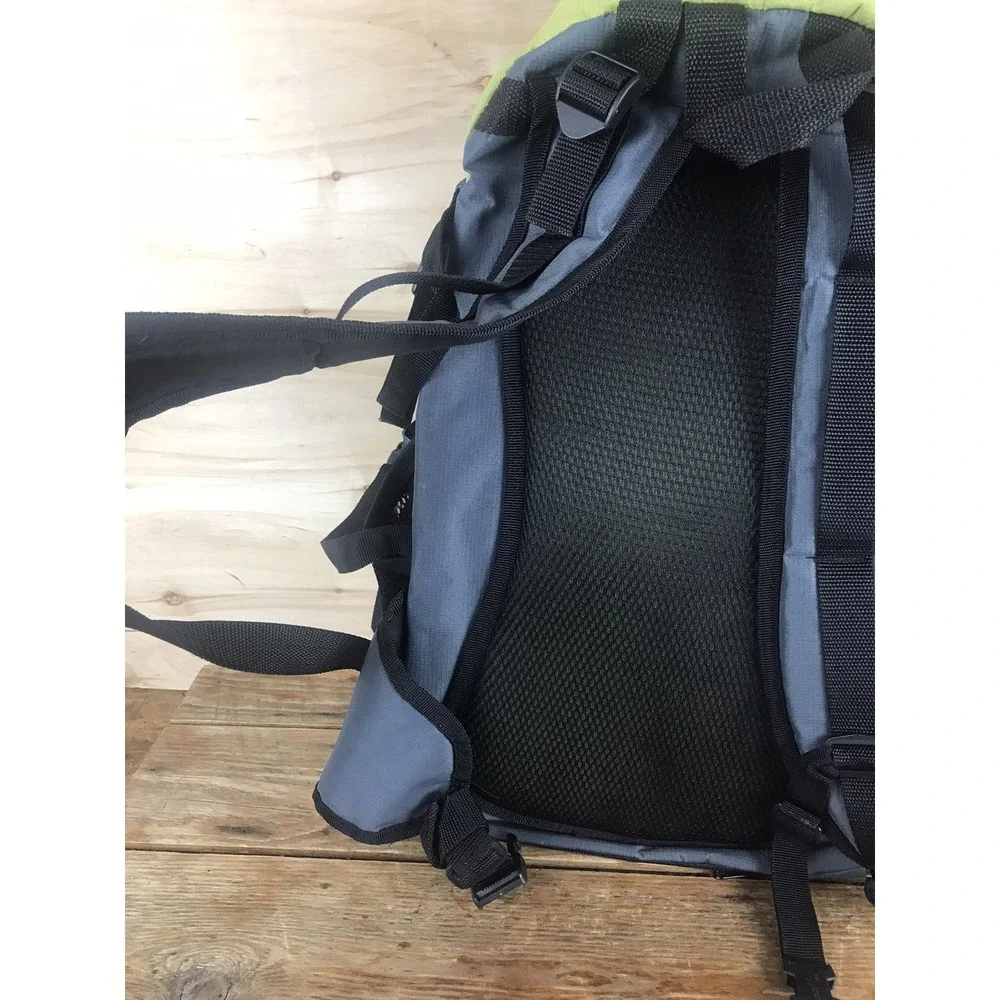 The North Face Terra 30 Hiking Backpack Green Gray 20